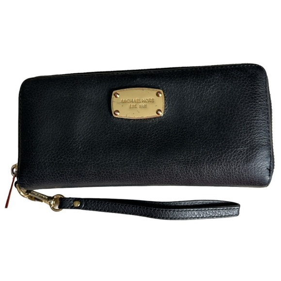 Michael Kors Black Leather Clutch Wallet - Picture 1 of 12